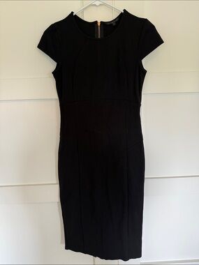 Felicity & Coco Black Short-Sleeve Midi Sheath Dress